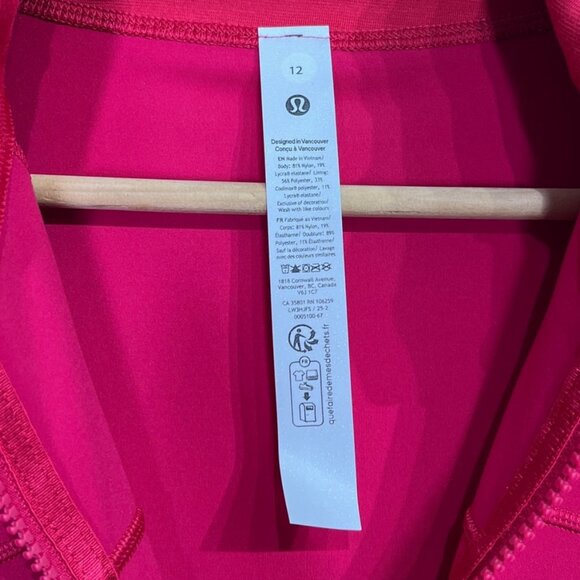 Lululemon NWT Define Cropped Jacket *Nulu Pink Dragonfruit - Picture 9 of 11